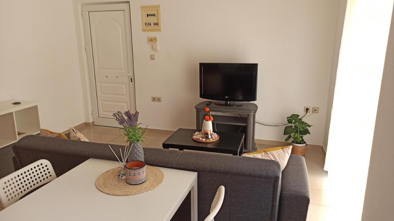 Cozy Flat Close To The Airport/Port And Center Nea Alikarnassos Екстер'єр фото