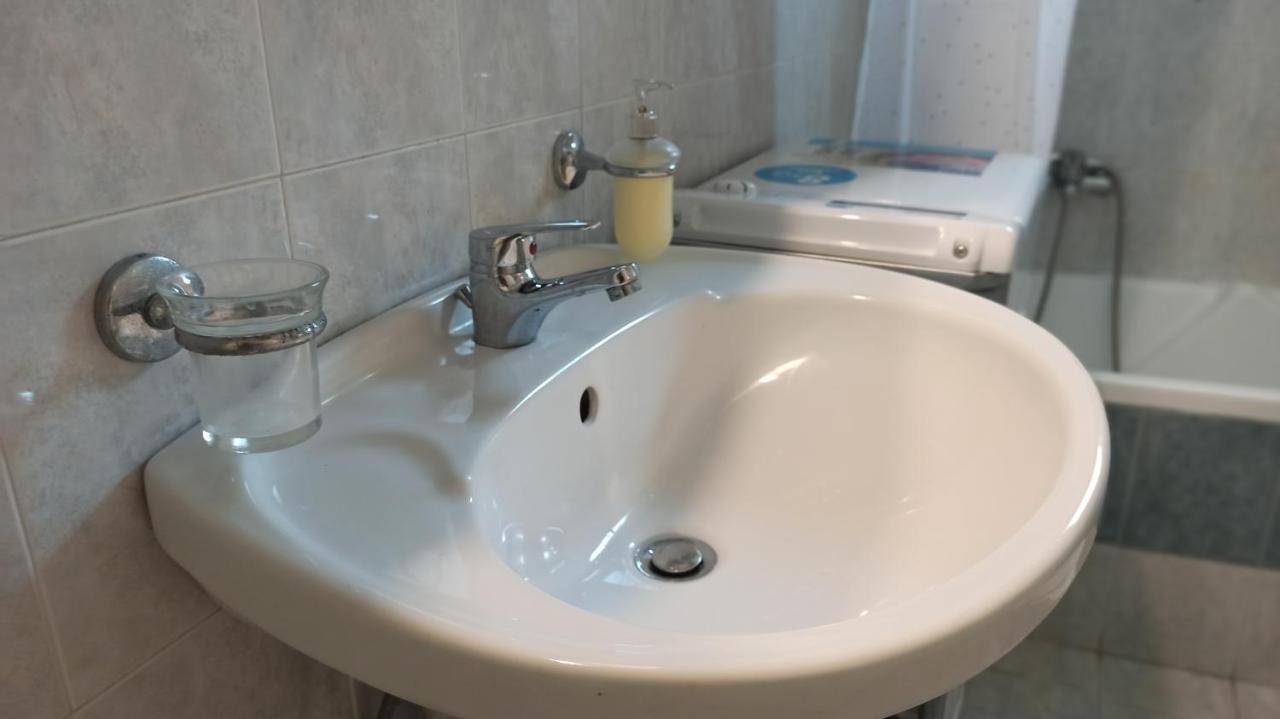 Cozy Flat Close To The Airport/Port And Center Nea Alikarnassos Екстер'єр фото